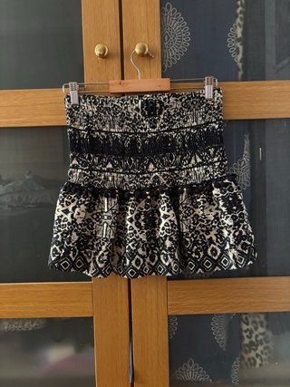 Falda corta Zara XS