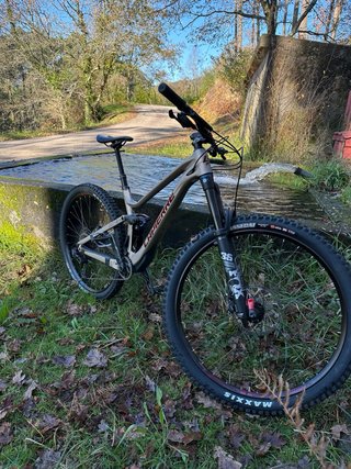 Bicicleta Lapierre Zesty AM CF 7.9 GX