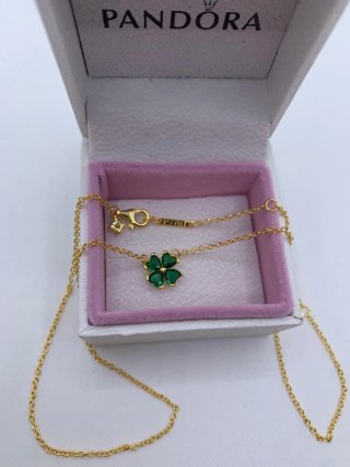 Collar Pandora Trébol Verde Dorado