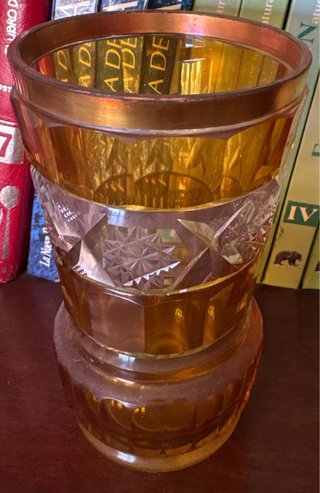 Jarrón vintage cristal tallado ámbar