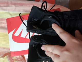 Scarpe Jordan nere e bianche