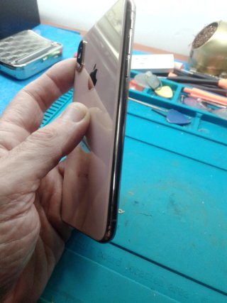 Apple iPhone XS