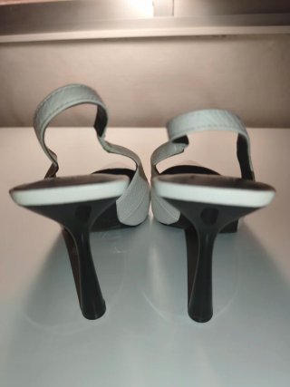 Zapatos de tacón blancos 38 nuevos