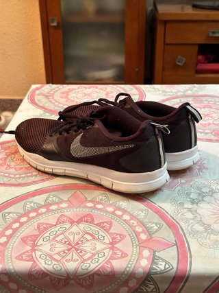 Zapatillas Nike Flex Essential TR Talla 40