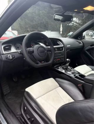 Volante Audi RS Cuero Perforado con Levas