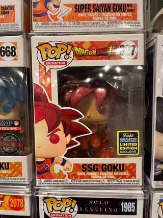 Funko Pop SSG Goku 2020 Summer Convention