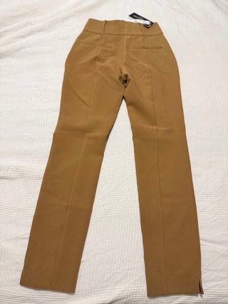 Pantalón Marciano by Guess camel talla 34