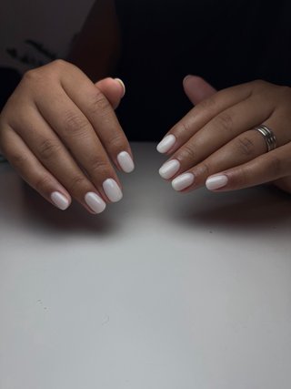 MANICURISTA PROFESIONAL | UÑAS & NAIL ART