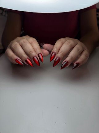 MANICURISTA PROFESIONAL | UÑAS & NAIL ART