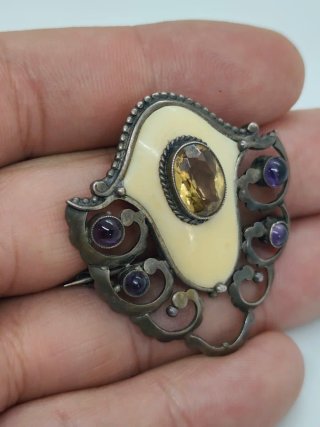 Broche vintage de plata  con amatistas y c