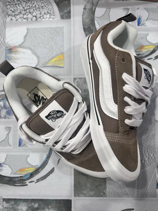 Zapatillas Vans Knu Skool Marrón Talla 38