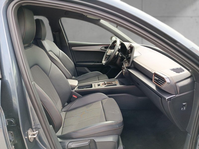 Cupra León 2025, foto 5