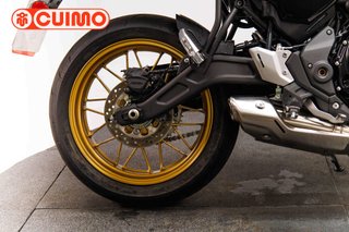 KAWASAKI Z 650 RS