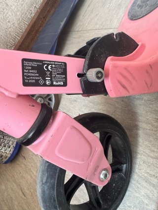 Patinete eléctrico 120w para niña