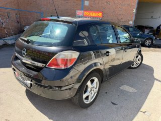 Opel Astra 2005