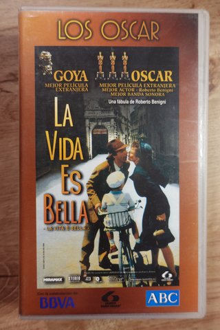 VHS La Vida Es Bella Roberto Benigni
