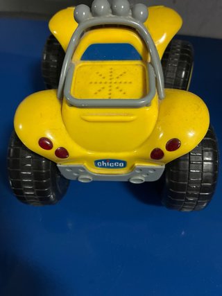 Coche teledirigido Chicco amarillo