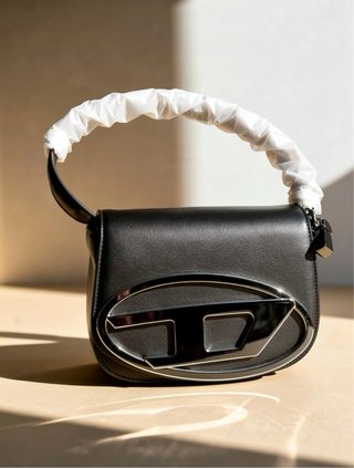 Bolso de mano D
