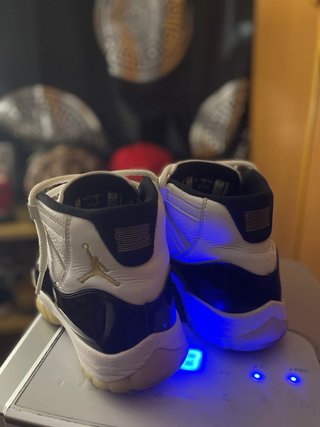 Jordan 11 Retro Negro Blanco