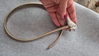 Cintura con charm cavalluccio marino strass