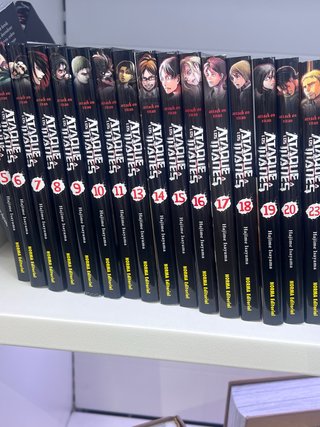 Mangas de ataque a los titanes