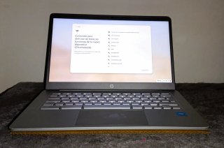 HP Chromebook 14a-na1000ns Plata