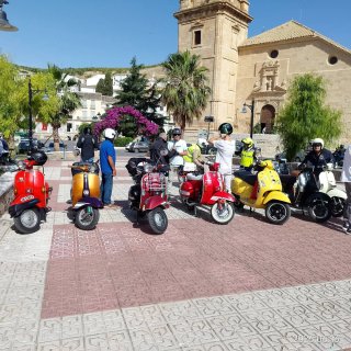 Vespa P200E 1981 Roja