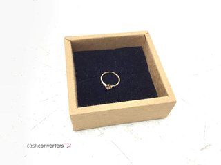 sortija oro 18k con piedra con diamante de laboratorio
