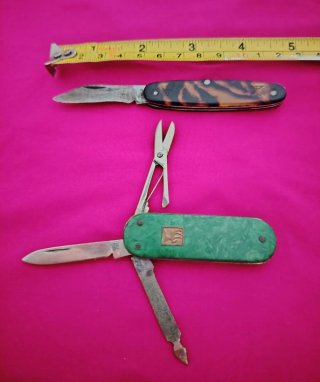 Collezione coltellini e forbicine