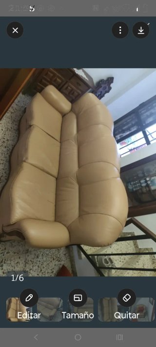 Divano 3 posti + 2 poltrone in pelle beige