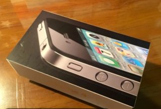 iPhone 4S Apple Neg/Plat + Transmisor TuneCast
