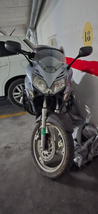 Honda Varadero 125XL Plata