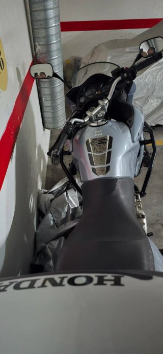 Honda Varadero 125XL Plata