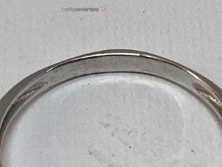 anillo oro 18k con piedra con circonita,zafiro