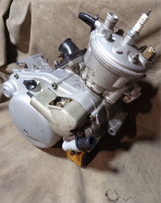 Motor AM6 y carburador 24