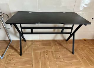 Mesa Gaming DUPI Negra