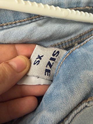Pantalón tejano claros