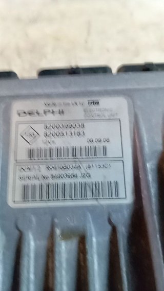 212512 8200399038 centralita motor renault clio