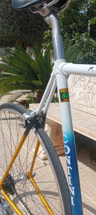 Bicicleta de carretera clásica Contini