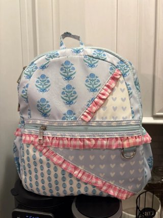 Mochila Infantil Flores y Corazones