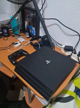 Console PS4 Pro 1TB Nero