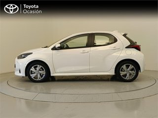 TOYOTA Yaris ACTIVE PLUS