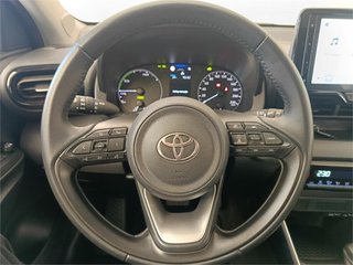 TOYOTA Yaris ACTIVE PLUS