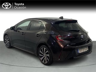 TOYOTA Corolla Sedán 125H Style