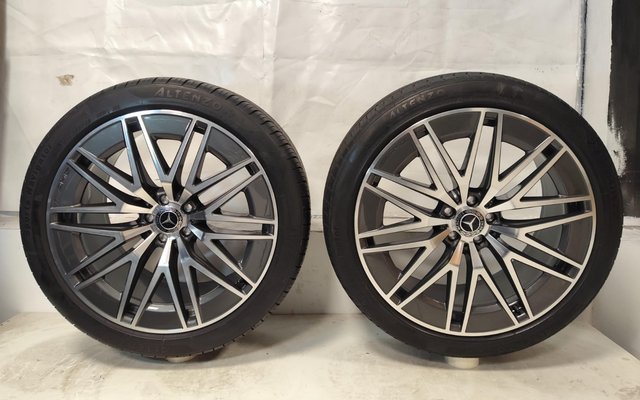 Juego de llantas Originales Mercedes Benz AMG 22 P