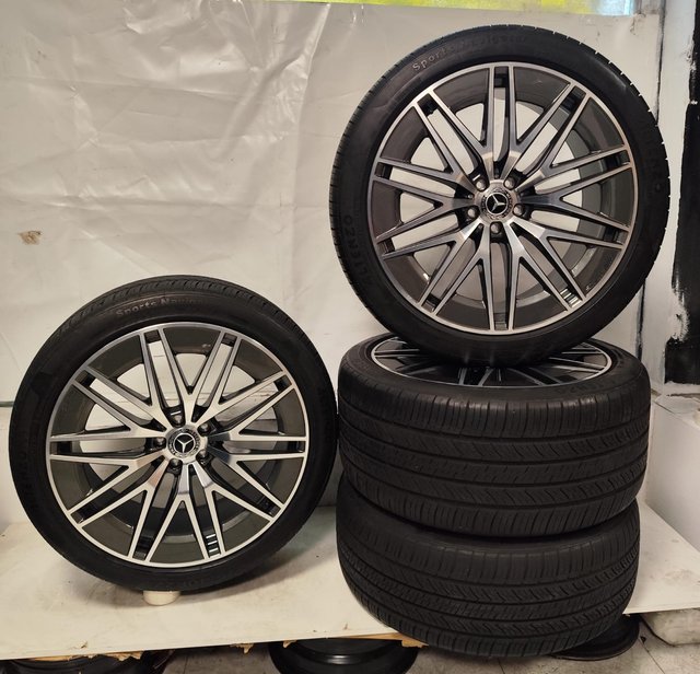 Juego de llantas Originales Mercedes Benz AMG 22 P