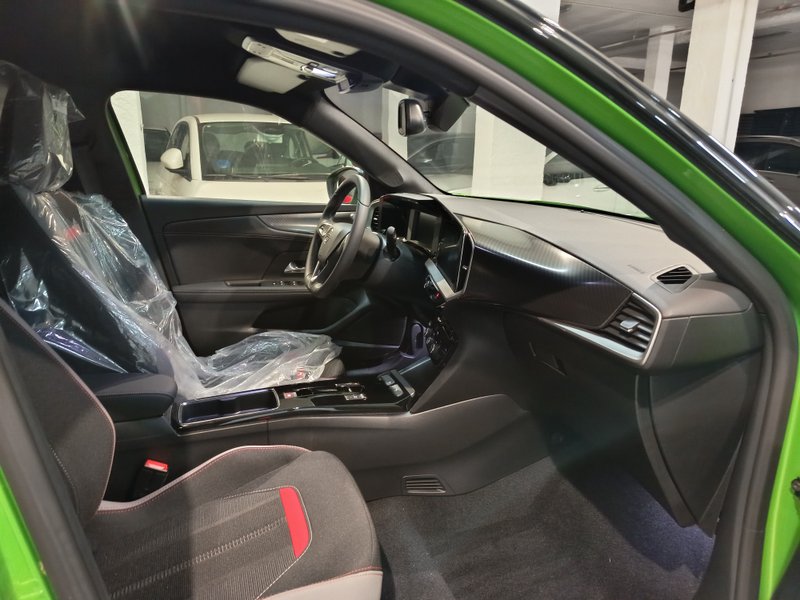 Opel Mokka-e 2023, foto 14