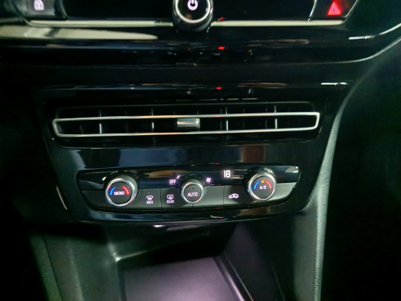 Opel Mokka-e 2023, foto 20