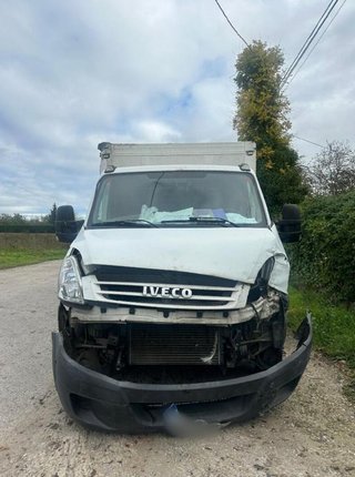 Iveco 245403 504141545 tubo escape trasero daily
