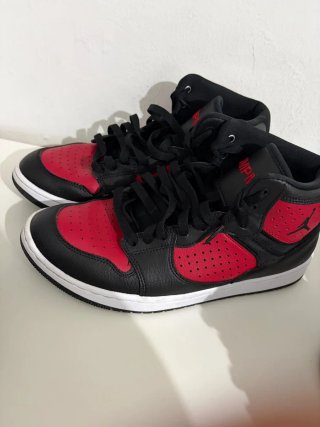 Zapatillas Nike Air Force 1 y Jordan